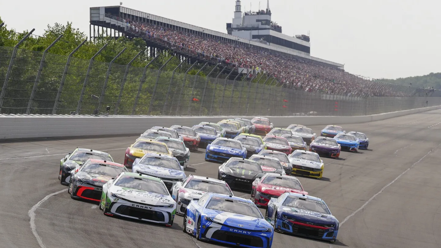 Tim NASCAR Khawatir Dampak 'Malapetaka' Ungkap Catatan Keuangan Saat Perlawanan Hukum